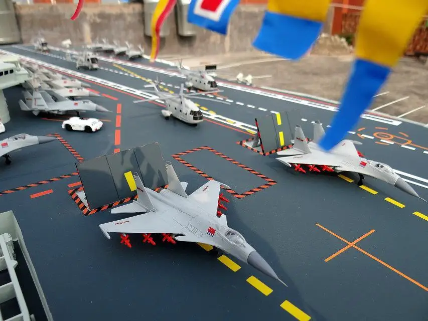 Статическая модель авианосцев масштаб 1:150 стекловолокна китайские ВВС