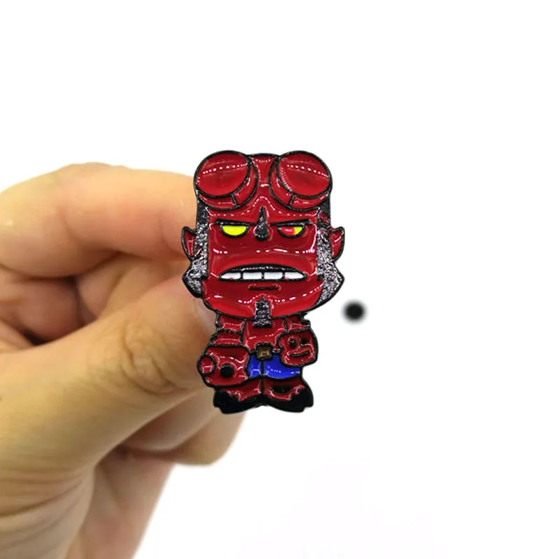 Hellboy пара детей мужчин женщин 90s Забавный мультфильм рюкзак Одежда diy украшения эмаль броши значок воротник булавки подарки