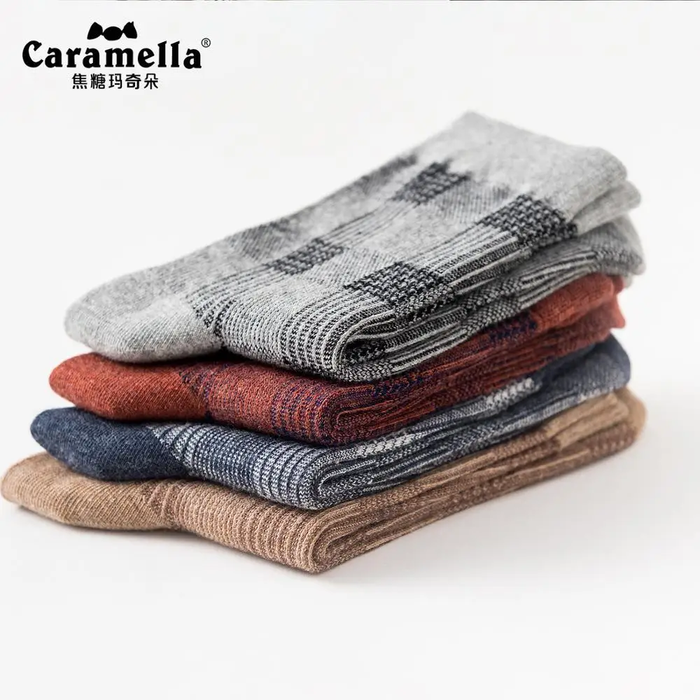 Фото Caramella 4 пар/лот мужские классические стильные носки до середины голени хлопок Caramella 4 пар/лот мужские классические стильные носки до середины голени хлопок