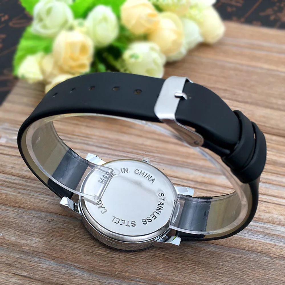 

New 2019 Couple watch Leather Quartz Analog woman and man Student Couple Stylish Spire Glass Belt Quartz Watch Lover's gift