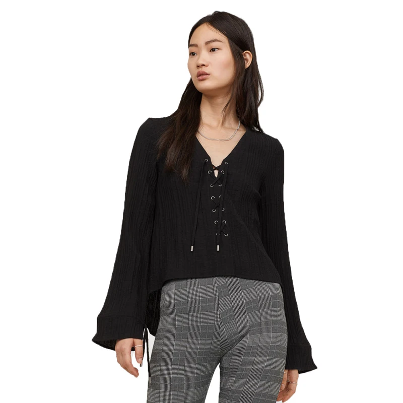 Черные женские топы и блузки с галстуком-бабочкой v-образным вырезом простого