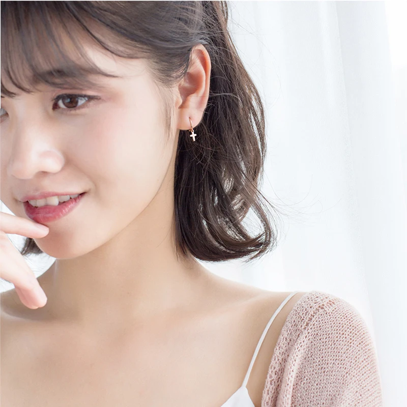 Женские маленькие серьги с крестиком подвески из стерлингового серебра