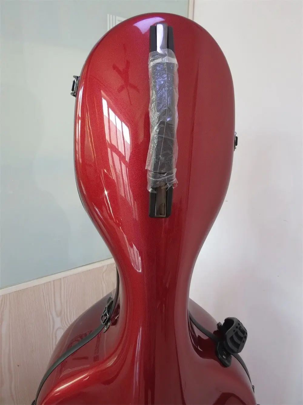 Чехол из прочного стекловолокна с расширенным корпусом подходит для красивой