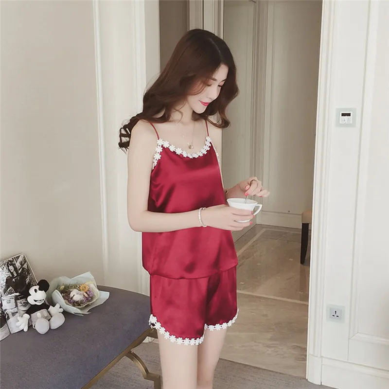Кружевная отделка бархат Cami & Shorts Пижамный комплект для женщин Бургундия простой