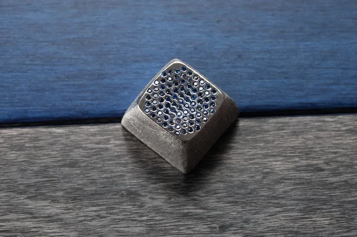 Silver Blue Gem x1 Kpreпаблик металлический драгоценный камень MX Keycap фиолетовый Рубин Сапфир Драгоценный Камень Искусственный Камень для механической клавиатуры ряд R4 esc светильник - Цвет: Silver Blue Gem x1