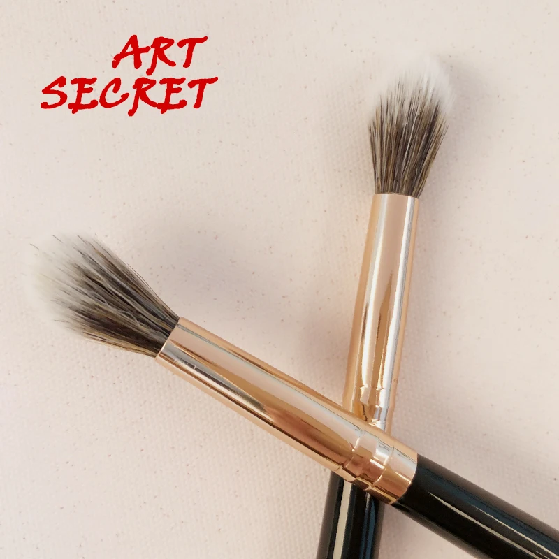 

Artsecret 18009 1PCS Blender Eyeshadow Brush Blending Professional Makeup Cosmetic Tools High Quality Synthetic