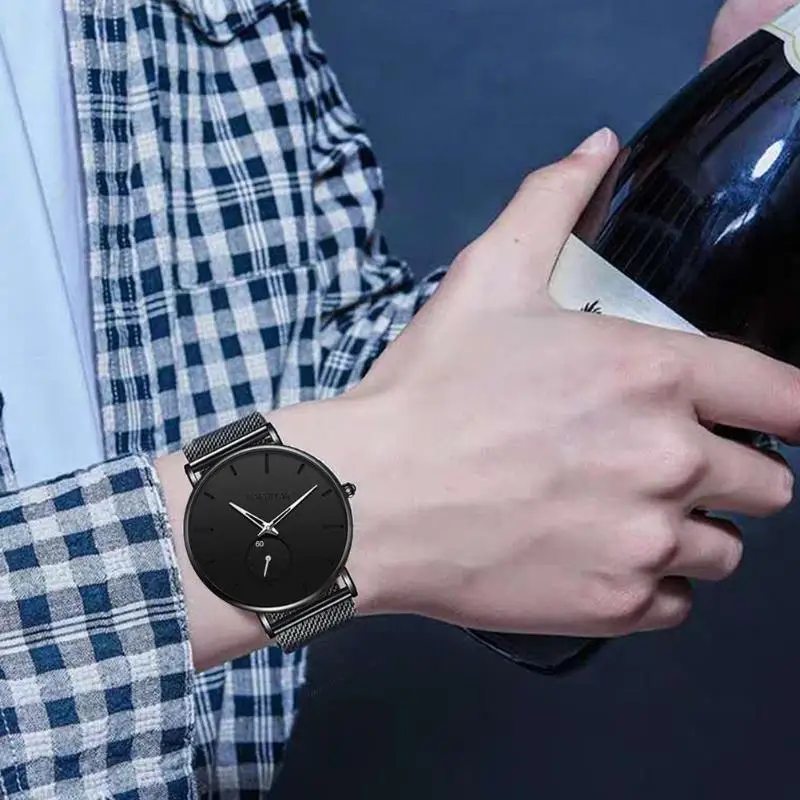 

Men Round Dial Bracelet Quartz Watches Mesh Strap Waterproof Wristwatch Unique Engraved Dial Military Sport Watches Relogio