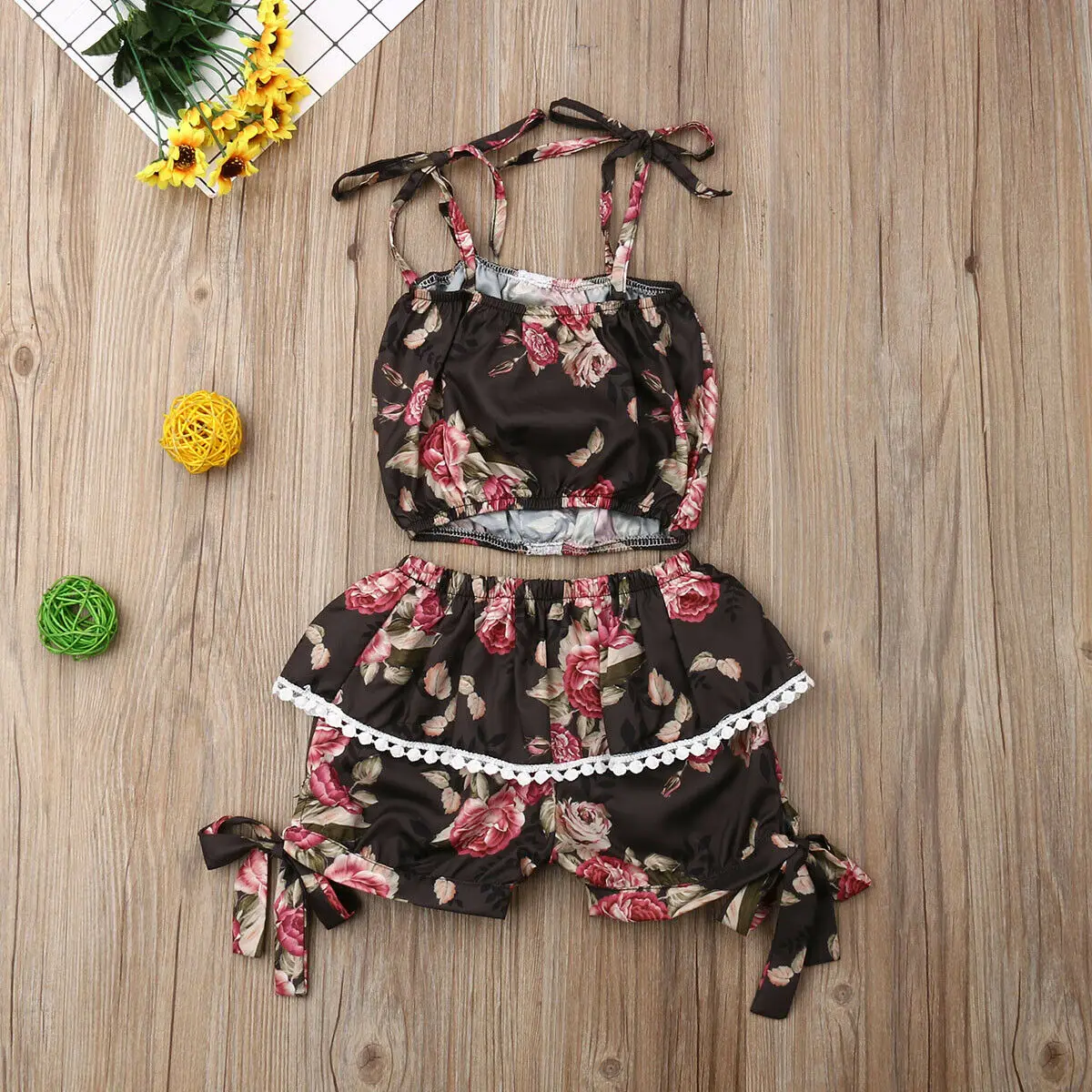 Одежда для новорожденных девочек Кружевное боди без рукавов с цветочным принтом