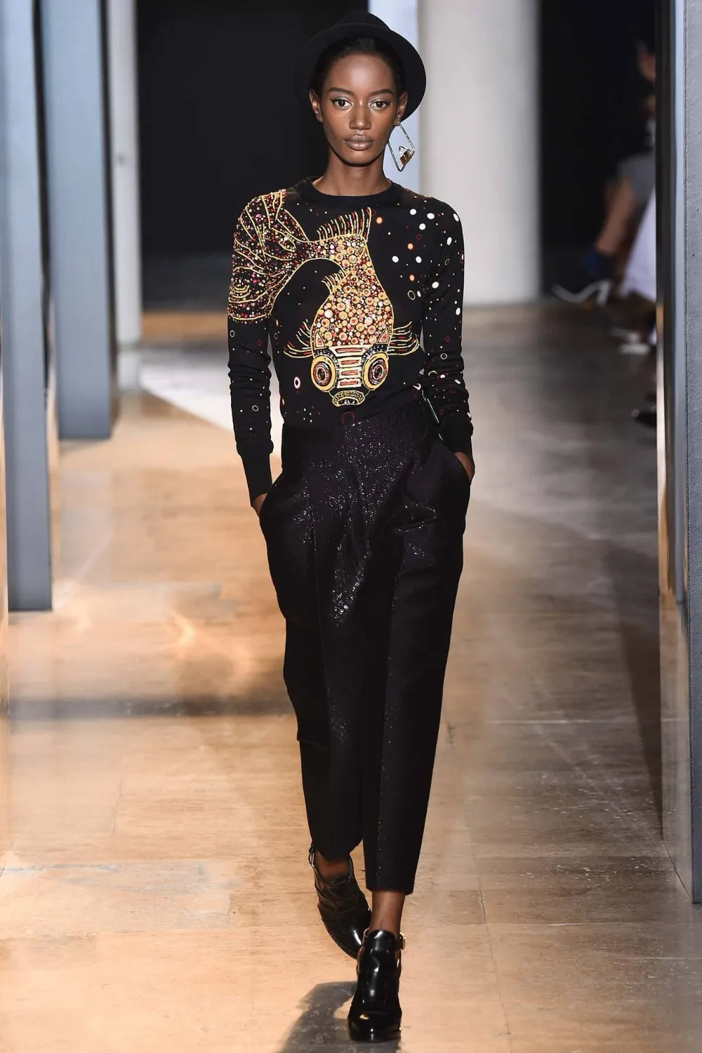 

High Quality Sweater for Women Runway Designer Embroidered Sequins Gemstones Diamonds Rabbit Velvet Knitted Pullovers