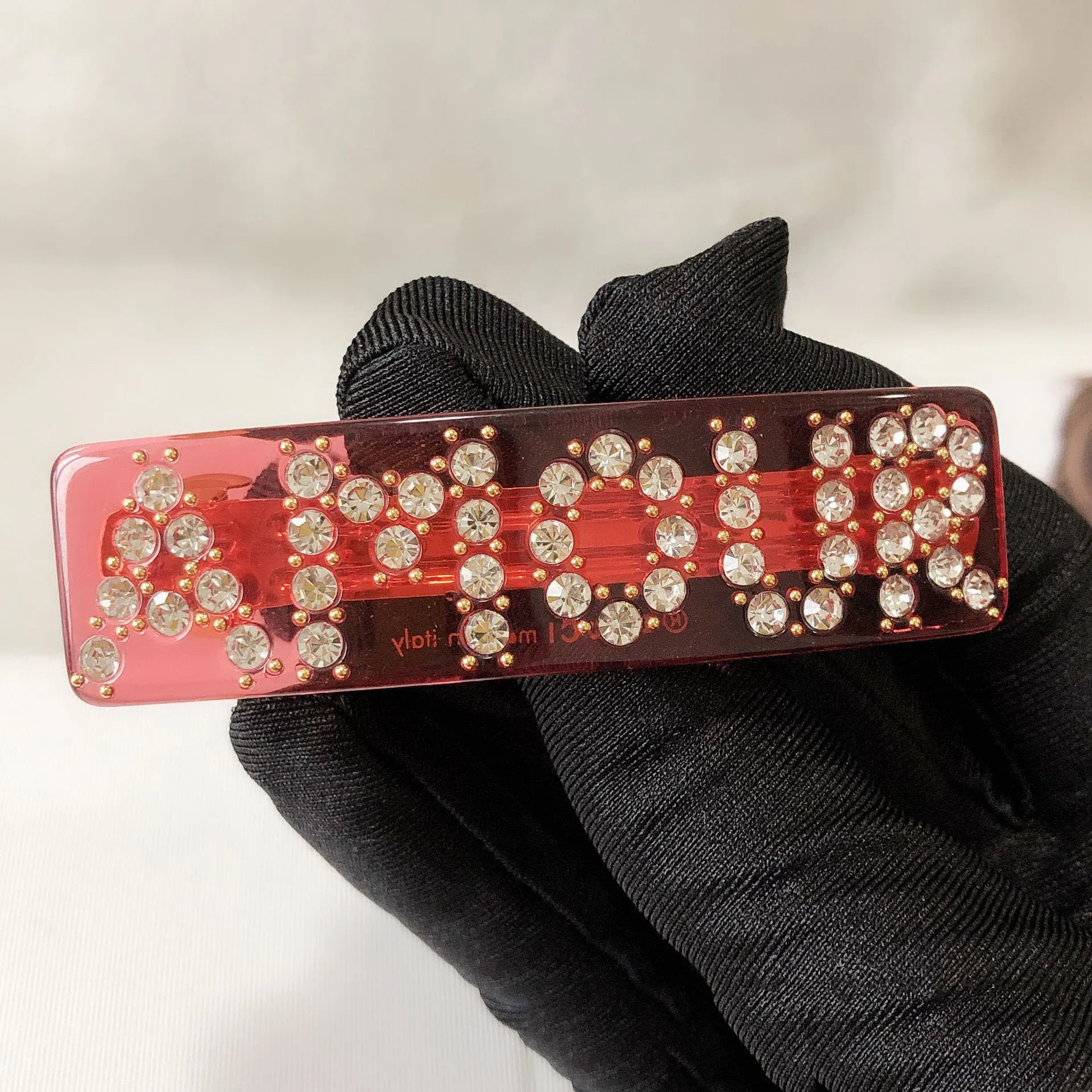 red Шпилька из смолы с буквами, черная сетка, красная звезда, те же заколки для волос, ювелирные изделия для женщин, полные шпильки, латунные полимерные боковые заколки - Окраска металла: red