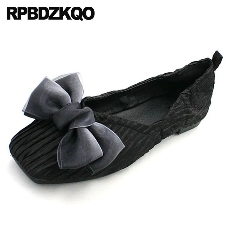 Женские туфли на плоской подошве черные с маленьким милым бантиком китайские без