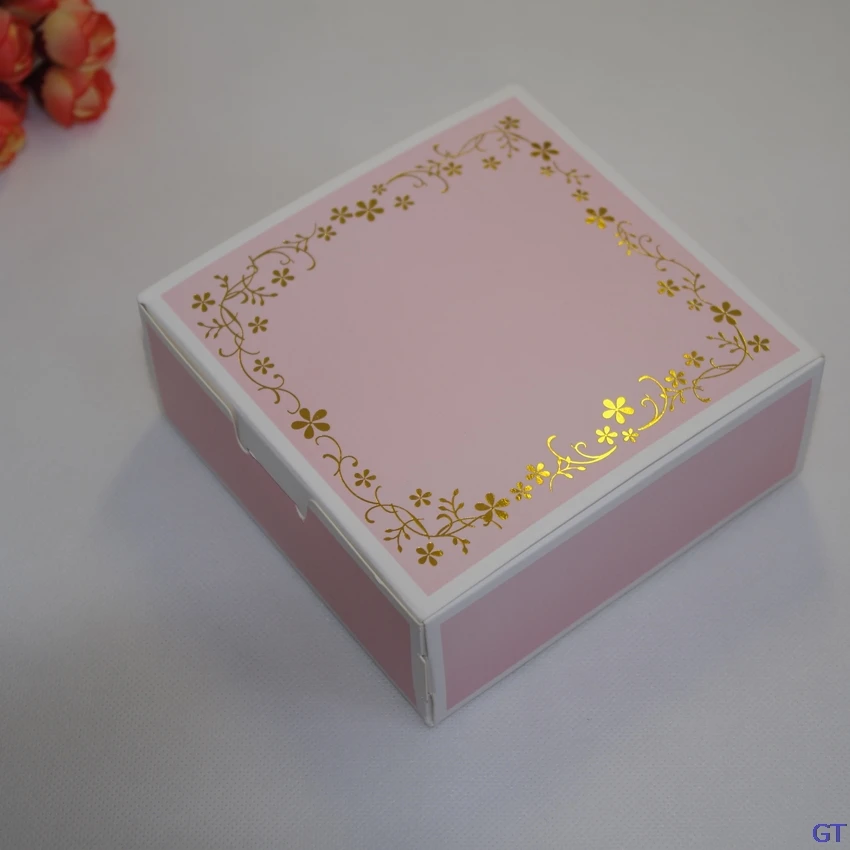 

2021 Limited 20pcs/lot: 11.8x11.8x5cm Pink Lace Gift Box Cupcake Cookie Cake Packaging Kraft Cardboard Boxes For Cakes Paper