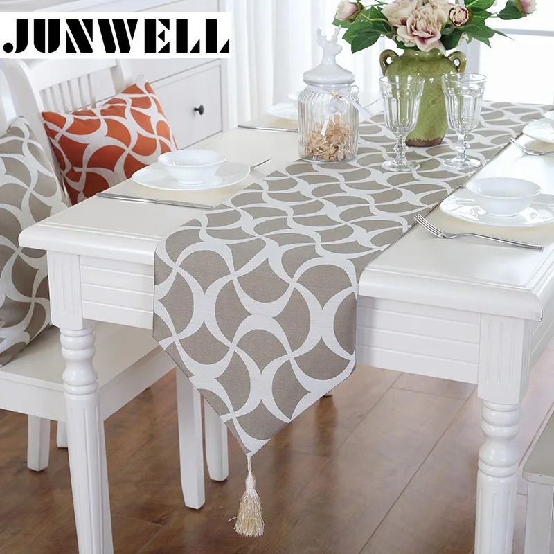 

Junwell Fashion Modern Table Runner Colorful Nylon Jacquard Runner Table Cloth With Tassels Cutwork Embroidered Table Runner