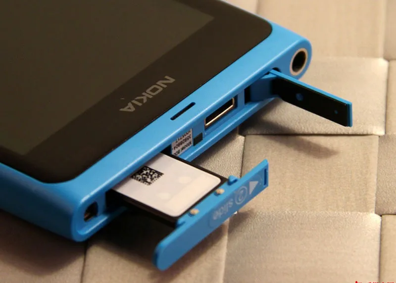 Отремонтированный NOKIA Lumia 800 мобильный телефон разблокирован Nokia 800 Windows Phone 3g Wifi 8MP