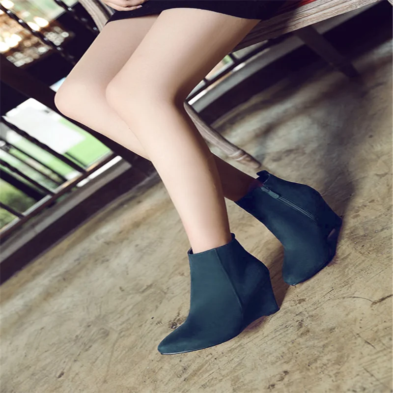 Осенне-зимняя обувь пикантные Для женщин сапоги на танкетке высоком каблуке