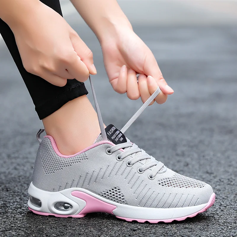 Женские кроссовки из дышащей сетчатой ткани на плоской подошве Повседневные