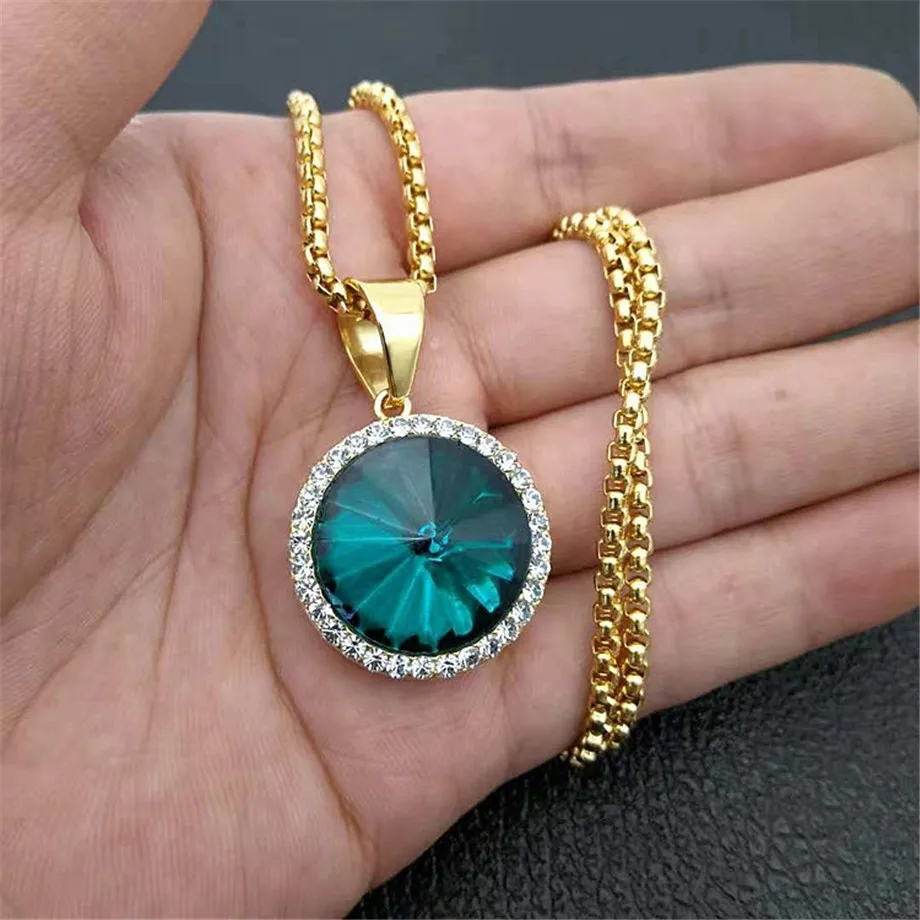

Hip Hop Iced Out Round Pendant With Stainless Steel Chain Paved Rhinestone Golden Necklace For Women/Men Jewelry Dropshipping