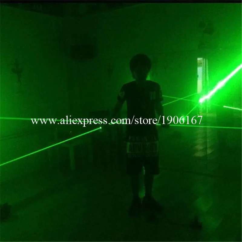 Горячая Распродажа 1 пара зеленый лазерный меч для вечерние проектор Laserman