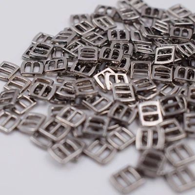 style 1 sliver 20/40/60/100 Blyth Кукла Барби DIY аксессуары для одежды супер мини кукла пояс с пряжкой 6,8*7 мм/5*6 мм - Цвет: style 1 sliver