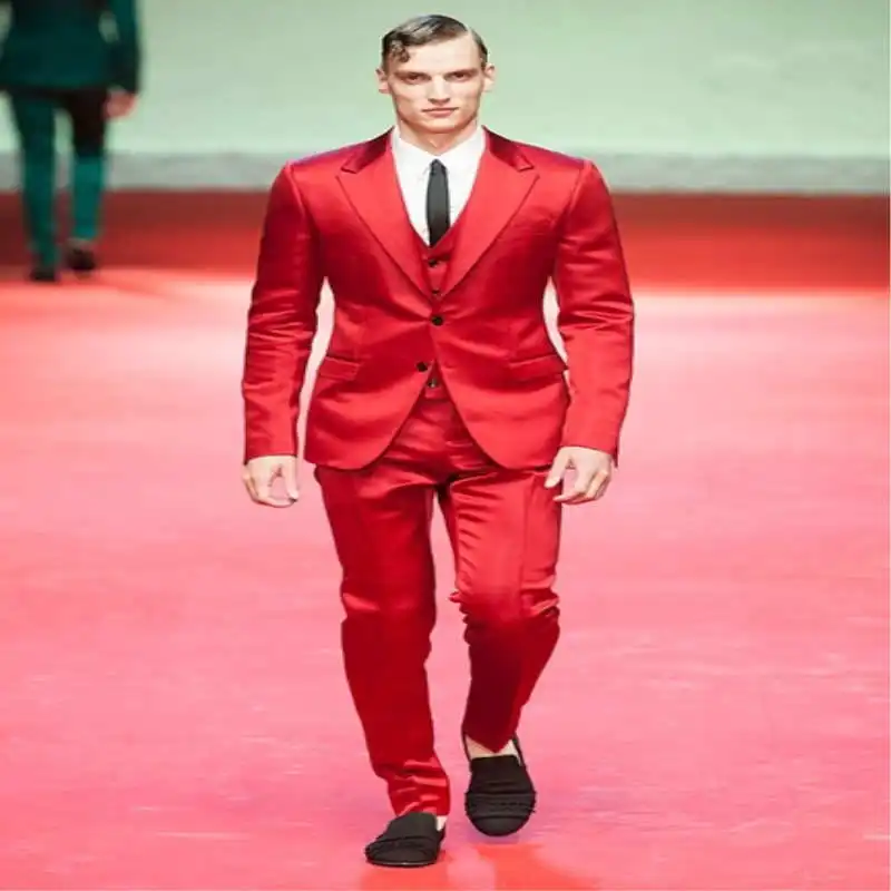 Итальянский стиль красный атласный смокинг жениха Slim Fit 3 шт Мужские свадебные