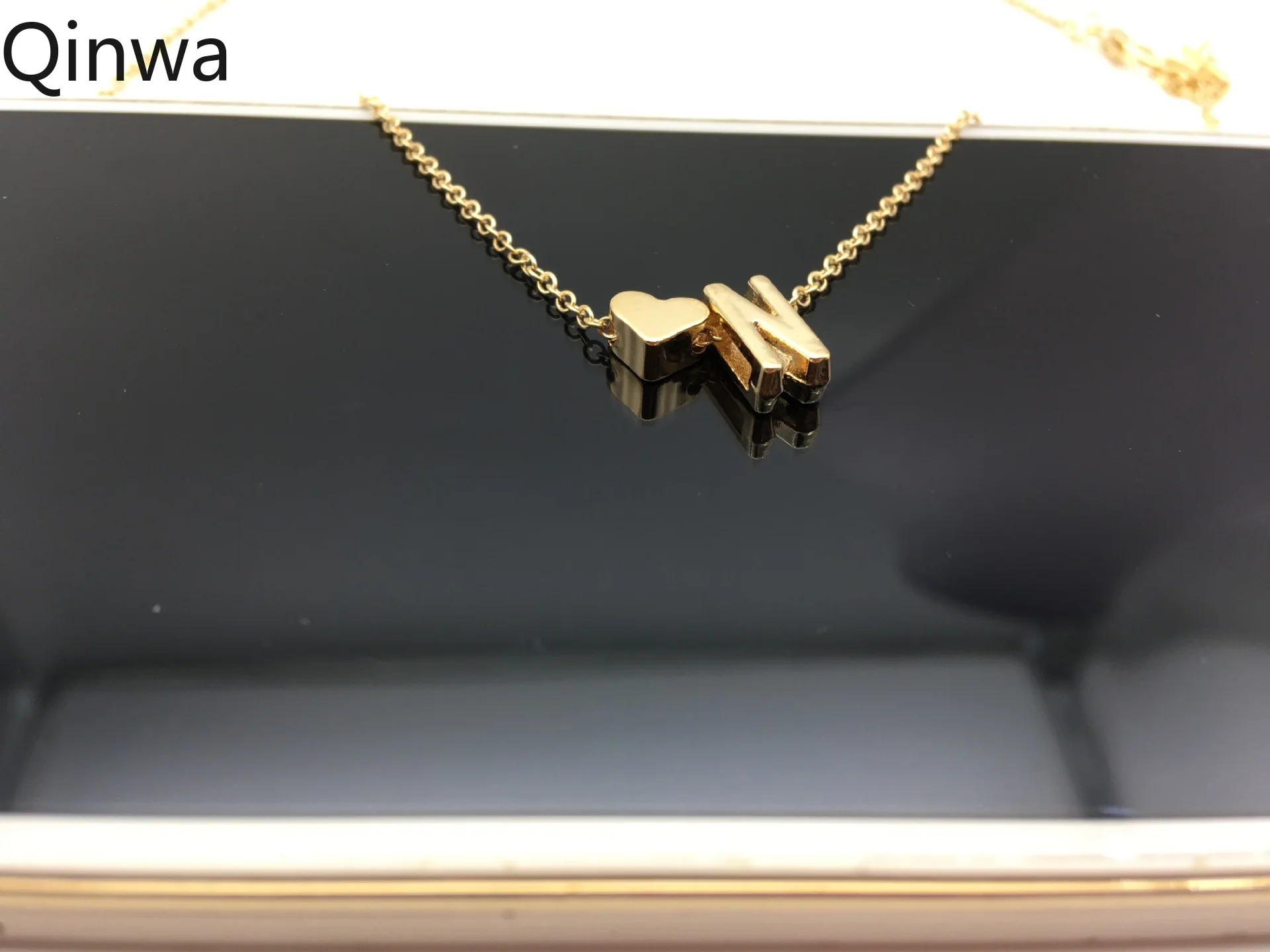 2019 Новая мода крошечные сердце лакомство начальный именной буква название колье