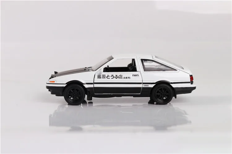 ZXZ 1:28 Toyota Trueno AE86 литая под давлением модель автомобиля оттягивающая назад Игрушечная модель автомобиля детская игрушка светящийся звук