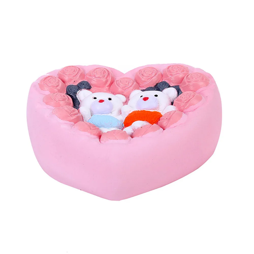 Моделирование нежный пирог в виде медвежонка медленно поднимающийся