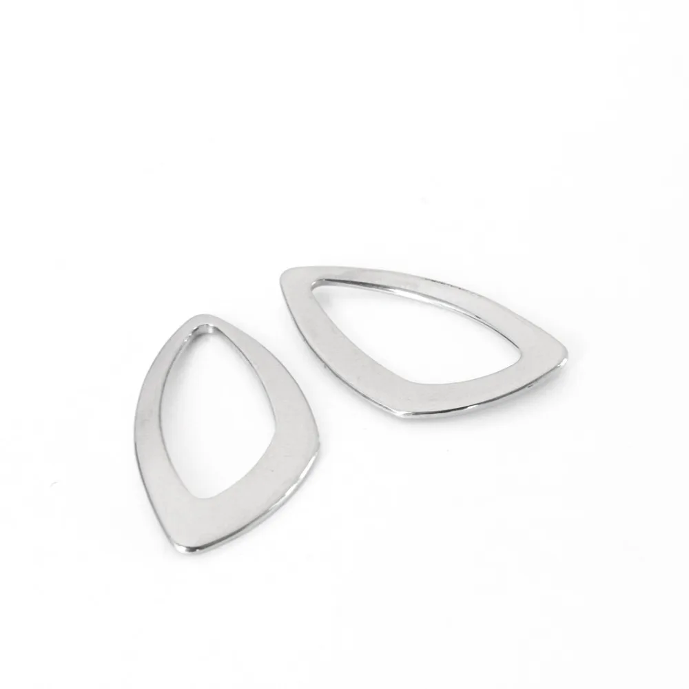 

10pcs/lot 16x29mm Triangle Design Silver Tone 316L Stainless Steel Earring Connector Charm Pendant for DIY Jewelry Making F3381