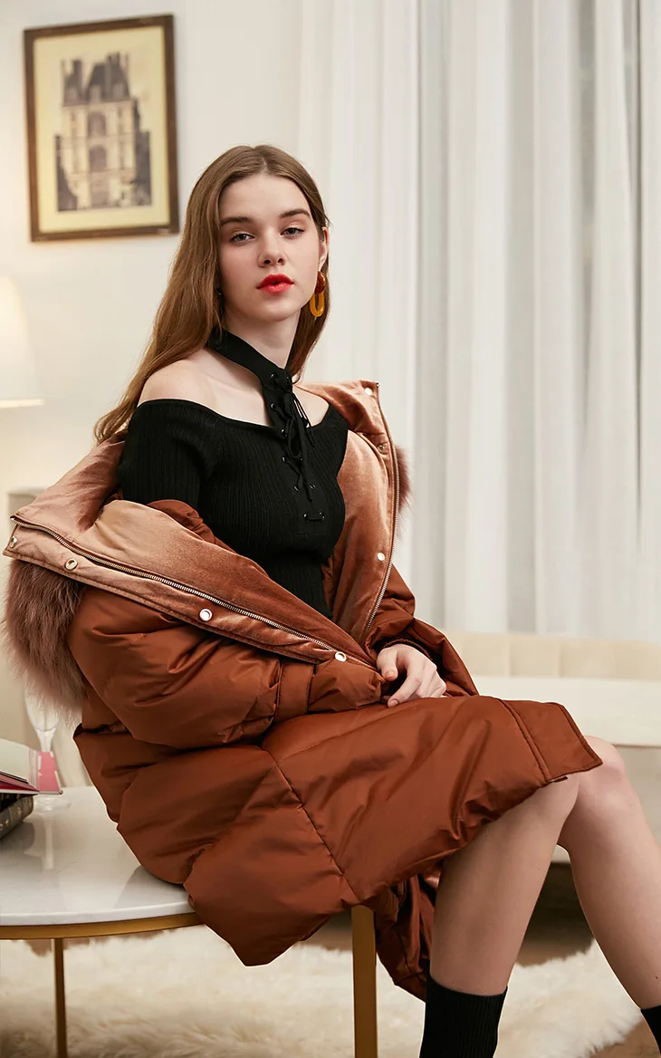 Vero Moda женский пуховик средней длины с капюшоном из меха енота | 318412537