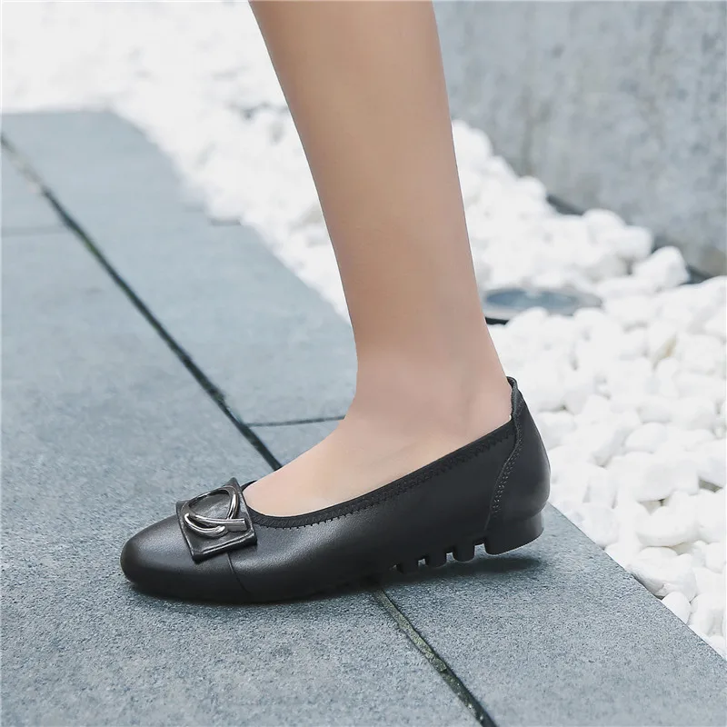 

Smirnova big size 34-41 new flat shoes woman round toe flats women shallow genuine leather shoes women Casual loafers women