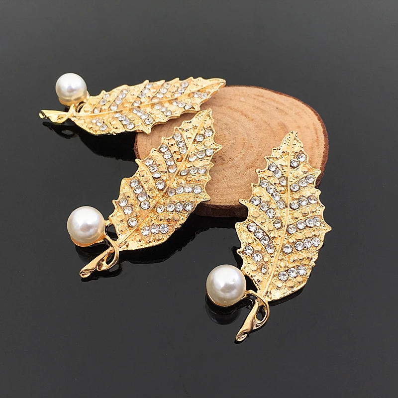 

Leaf rhinestone Buttons Pattern Jean Tack Metal pearl embellishment Garment Accessories Wholesale
