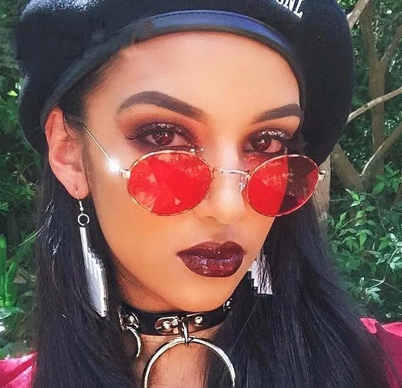 Cute Sexy Retro Oval Sunglasses Women Small Gold Black Vintage Retro Sun Glasses Female Red Eyewear For Women Driver Goggles