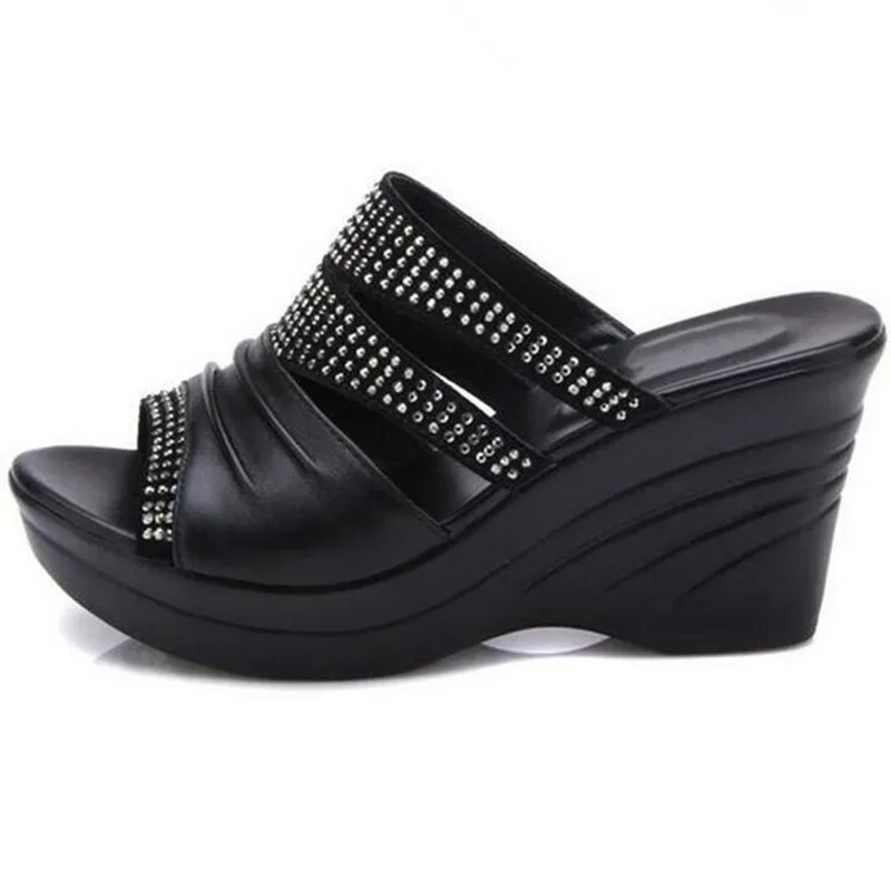 Beyarnebrandsandals из воловьей кожи; обувь, расшитая стразами; женские сандалии-шлепанцы туфли с широко открытым носком босоножки на танкетке Обувь для матерей fashionsandalsE295