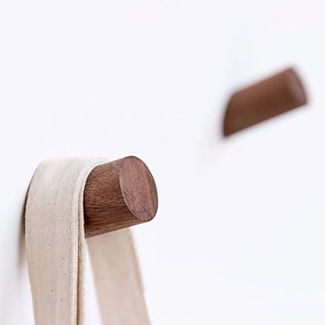 

Natural Wood Wall Hook 1Pc Wall Hanger Solid Wood Clothes Storage Rack Home Decor Hooks For Hanging Key Decorative Hooks