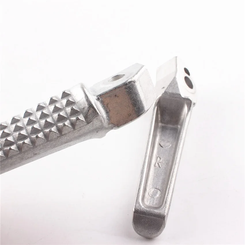 

Rear Foot Peg Footrest for Honda CB1300SF CB 1300 SF 2003 2004 2005 2006 2007 2008 2009 2010 2011 2012 Motorcycle Accessories
