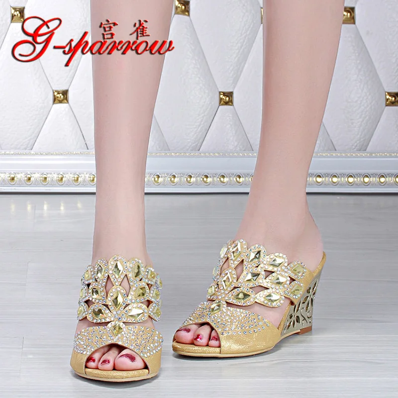 

2018 New European Summer Diamond Leather High Heel Shoes Wedges Footwear Online Shopping Sandals Thick Big Size