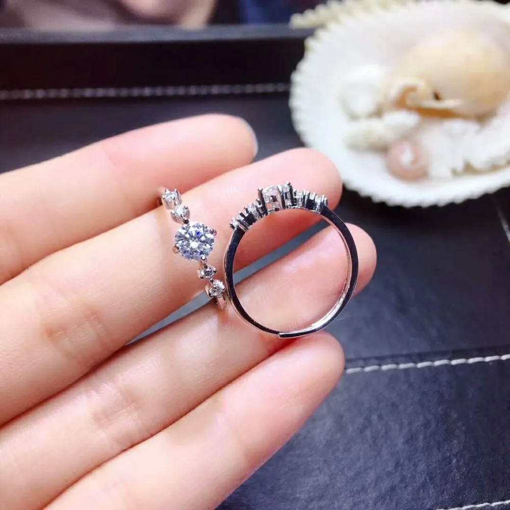 Блестящий! Женское кольцо из серебра 0 5 пробы с муассанитом|Кольца| |