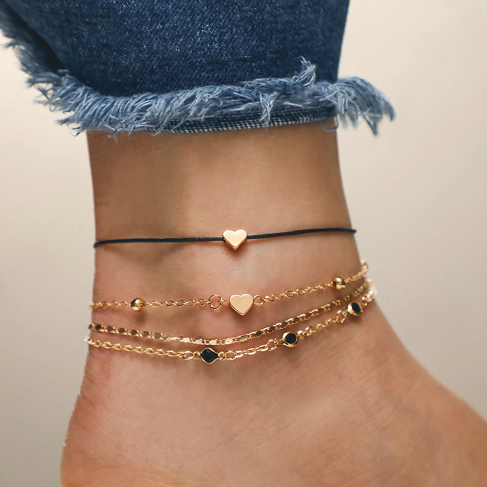Женский браслет на щиколотке Boho черный золотистого цвета с сердечками и цепочкой