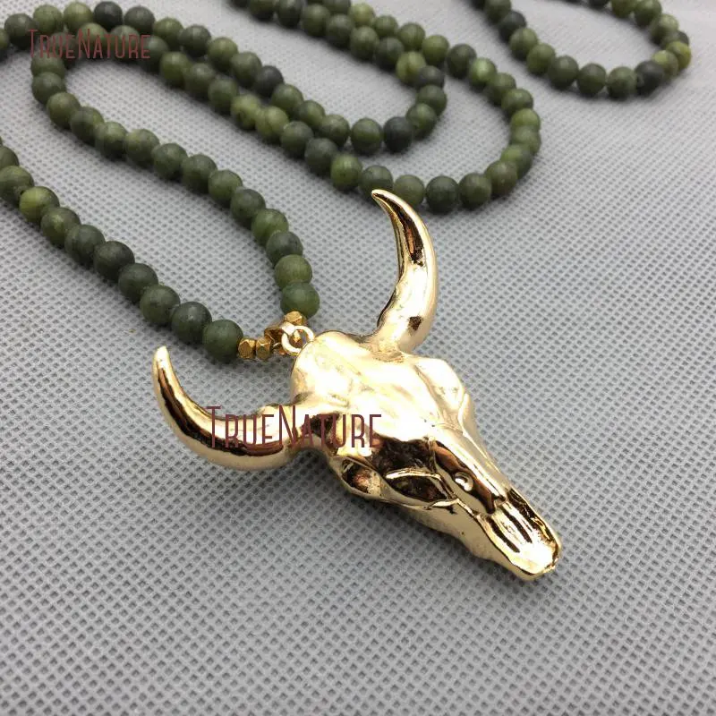 Полностью позолоченный кулон в виде лонгхорна Зеленые Бусины из нефрита