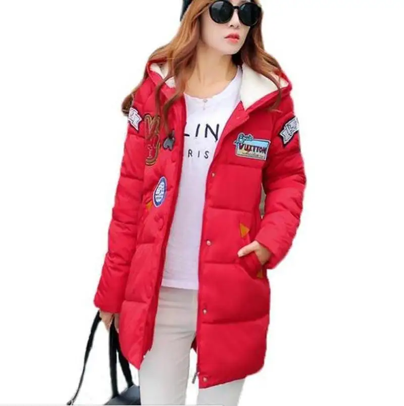 Женская зимняя куртка свободного покроя с принтом в стиле милитари средней