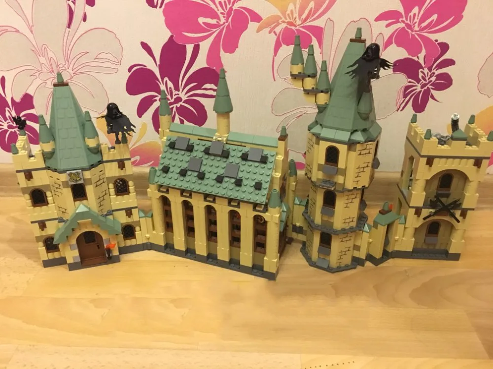 Набор замка Хогвартса 1340 шт. серия креативных фильмов модель строительный блок