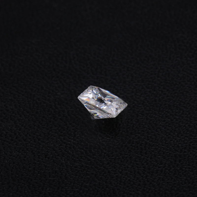 

Clear white 5*5mm princess cut EF moissanites loose stone for lady wedding engagement ring price for jewelry making