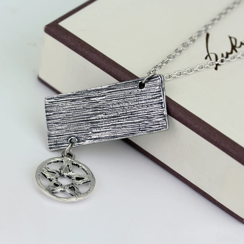 Винтажное ожерелье с подвеской в виде супернатурального Канзаса KAZ 2Y5 номер