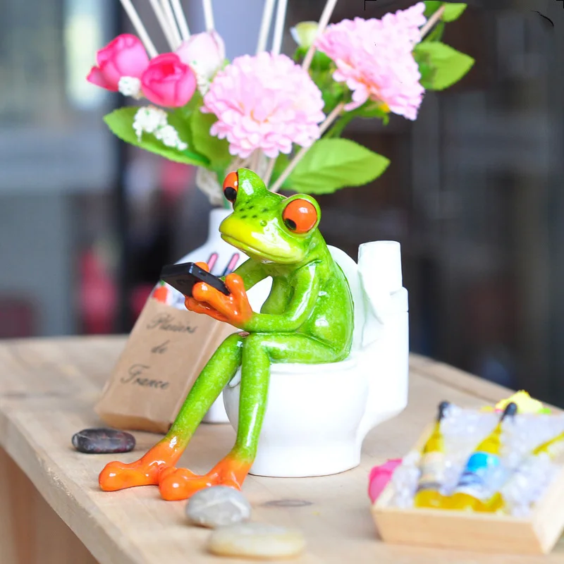 

Funny Frog Pen Holder Home Decorative Flush Toilet Pen Holder as Gift
