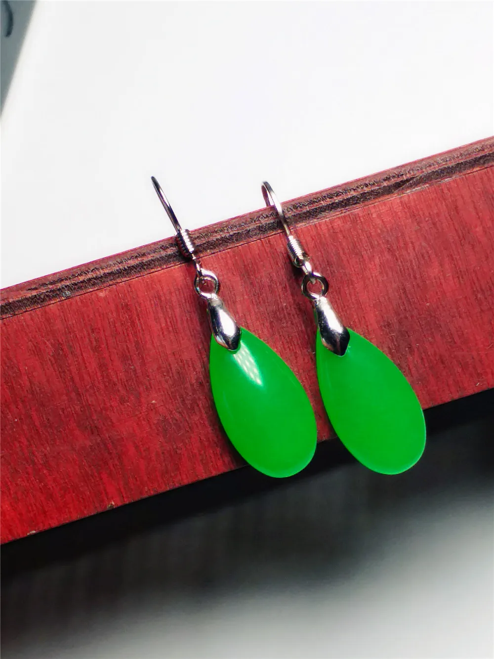 Красивые зеленые нефритовые серьги капельки из серебра 925 пробы|drop earrings|earrings