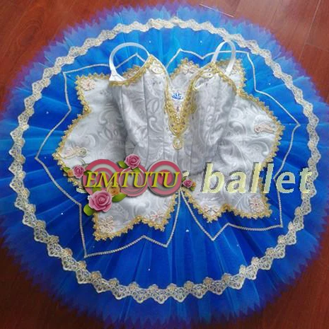 Голубая профессиональная пачка голубого и серебряного цвета для взрослых