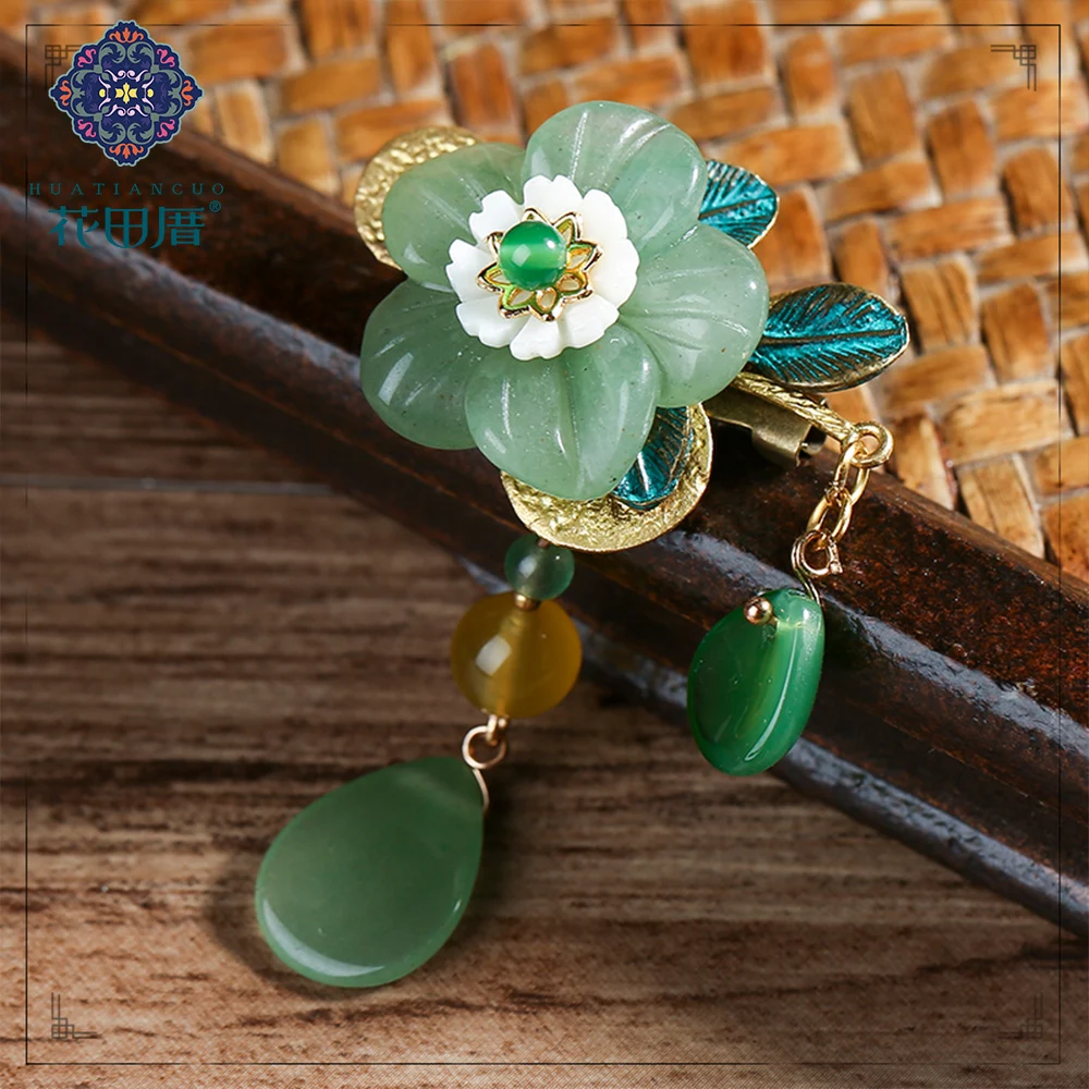 

Ethnic Handmade Brooch Green Jad Bronze Leaf White Shell Flower Water Drop Jade Dangle Pendant High Quality Wedding Accessories