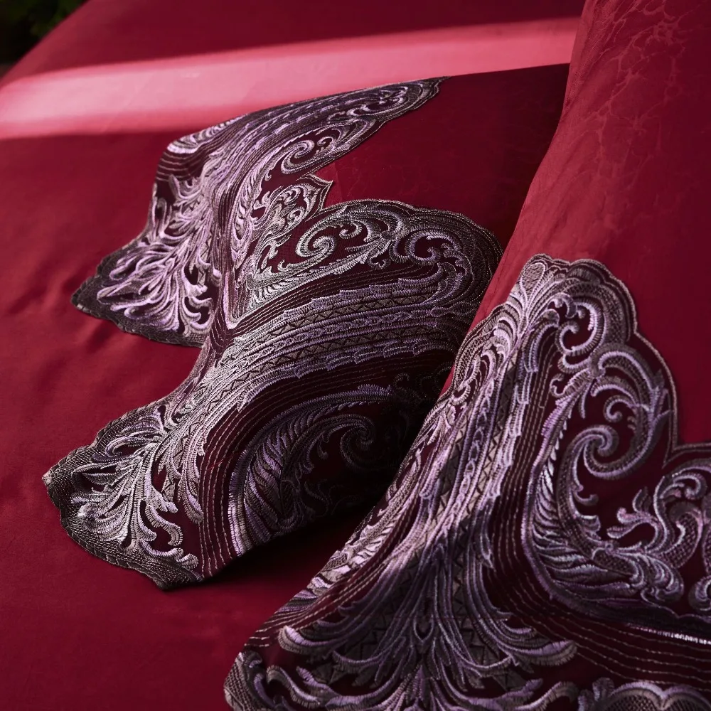 Фото Premium Quality Red 120S Egyptian cotton Bedding set Queen King Luxury Lace Edge Wedding Duvet cover Bed sheet Europe 4pcs Дом и сад Premium Quality Red 120S Egyptian cotton Bedding set Queen King Luxury Lace Edge Wedding Duvet cover Bed sheet Europe 4pcs Дом и сад