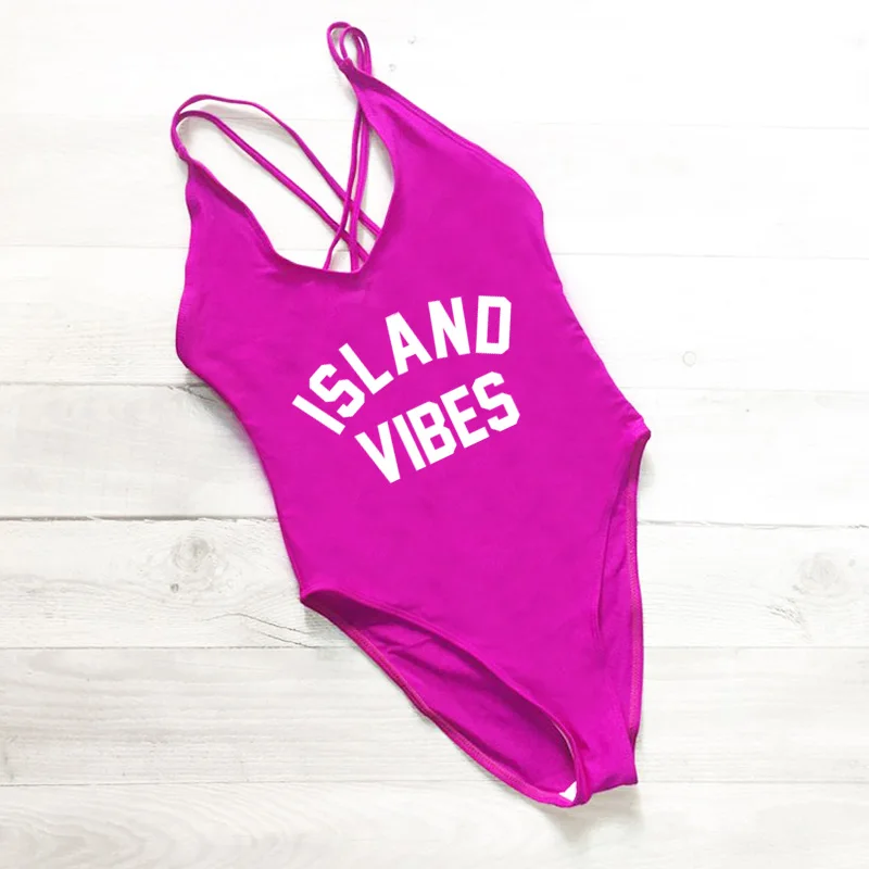 Island Vibes Письмо печати со скрещиванием сзади топы, Одна деталь костюм для плавания сексуальный купальник Для женщин девичник вечерние ванный комплект черный пляжная одежда красного цвета