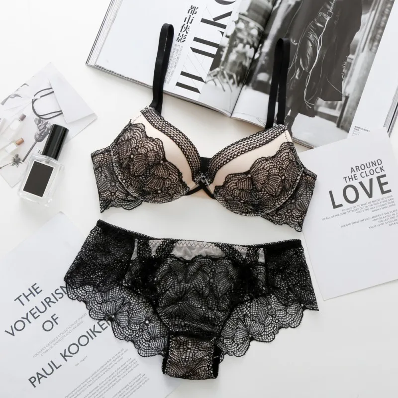 Женский комплект нижнего белья с пуш ап бюстгальтером и трусиками размер 32 38